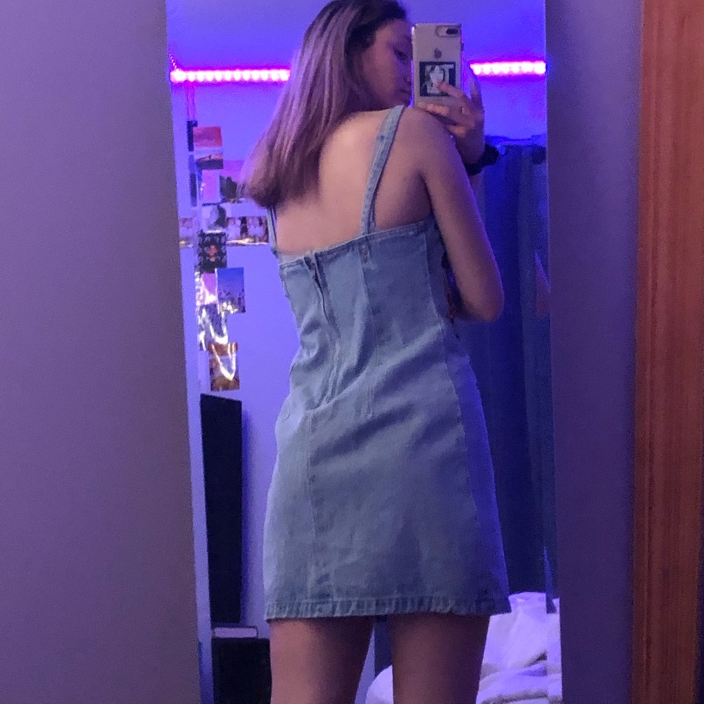 DRESSES - multiple! - Picture 2 of 6